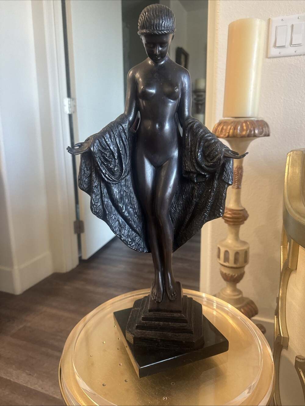 Joseph Emmanuel Descomps (1869–1950) – Female Nude with Fur Cloak